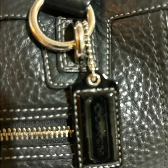 Coach vintage black pebbled leather satchel handbag - Picture 5 of 9